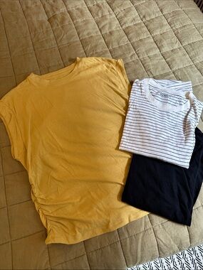 Old Navy Mustard Yellow Short Sleeve Tee with Side Ruching